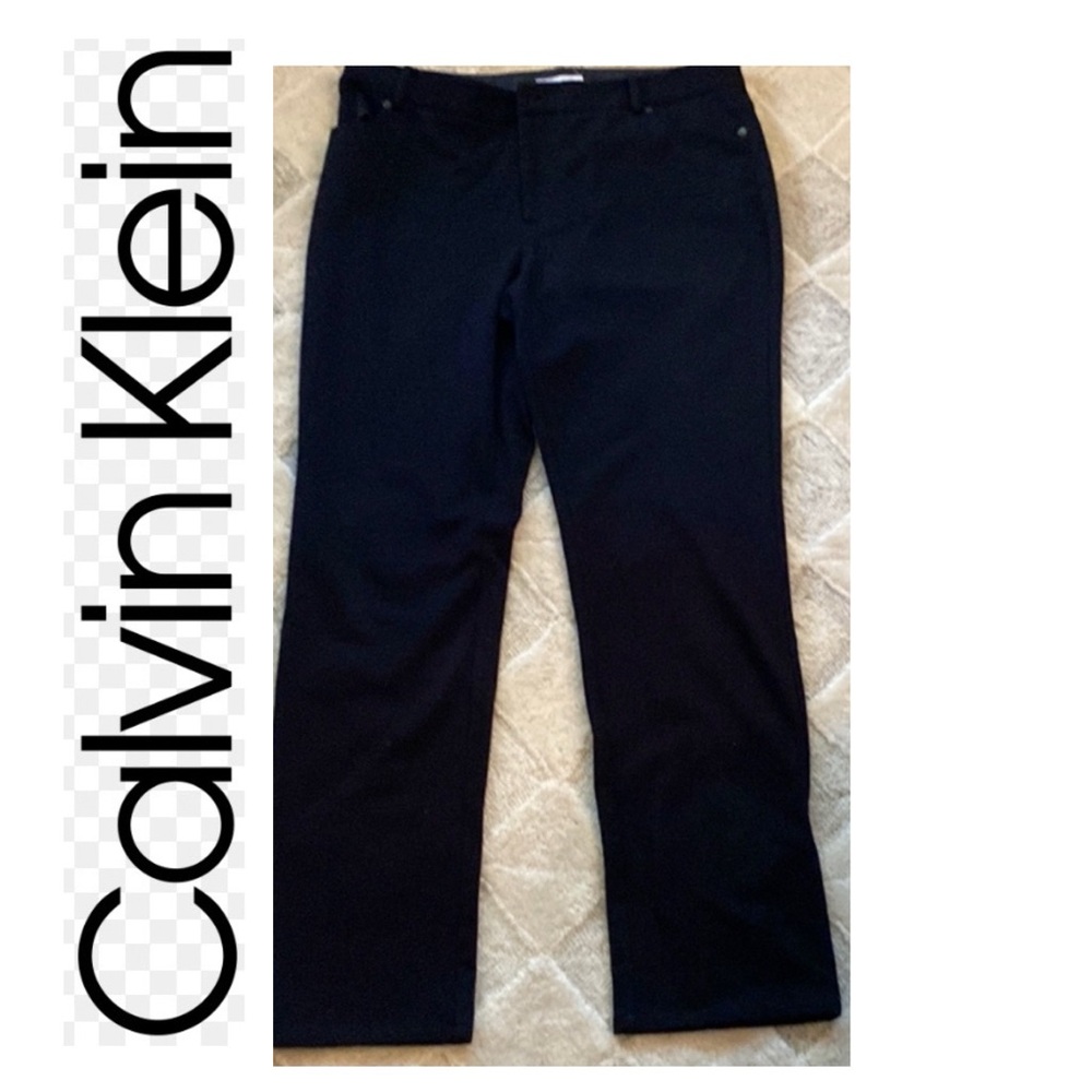 6/$20 Calvin Klein Black Knot Dress pants w/pockets & Belt loops. Size 12 EUC